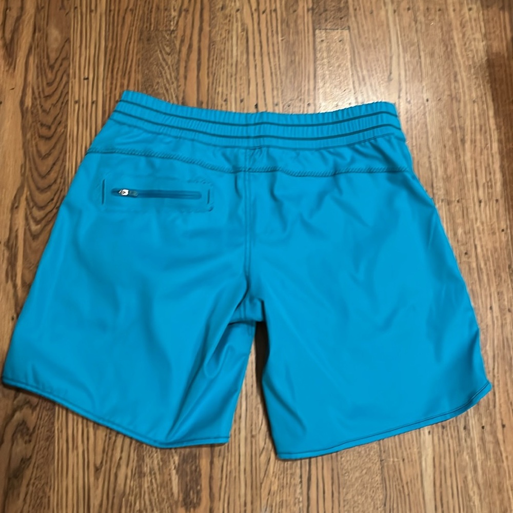 LuLulemon Shorts - Picture 7 of 10